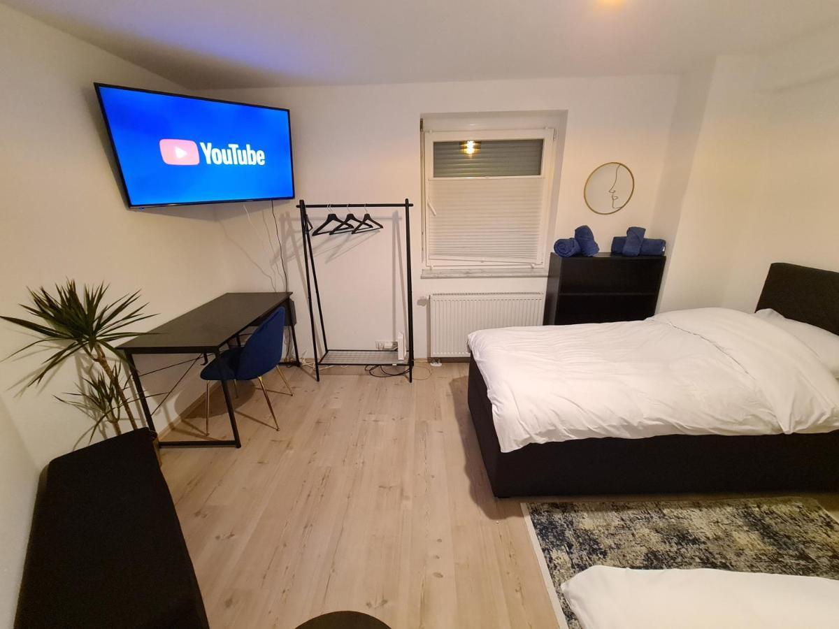 Theox Apartment No 6 Royal Blue Fuer 4 Personen Mannheim Exterior photo